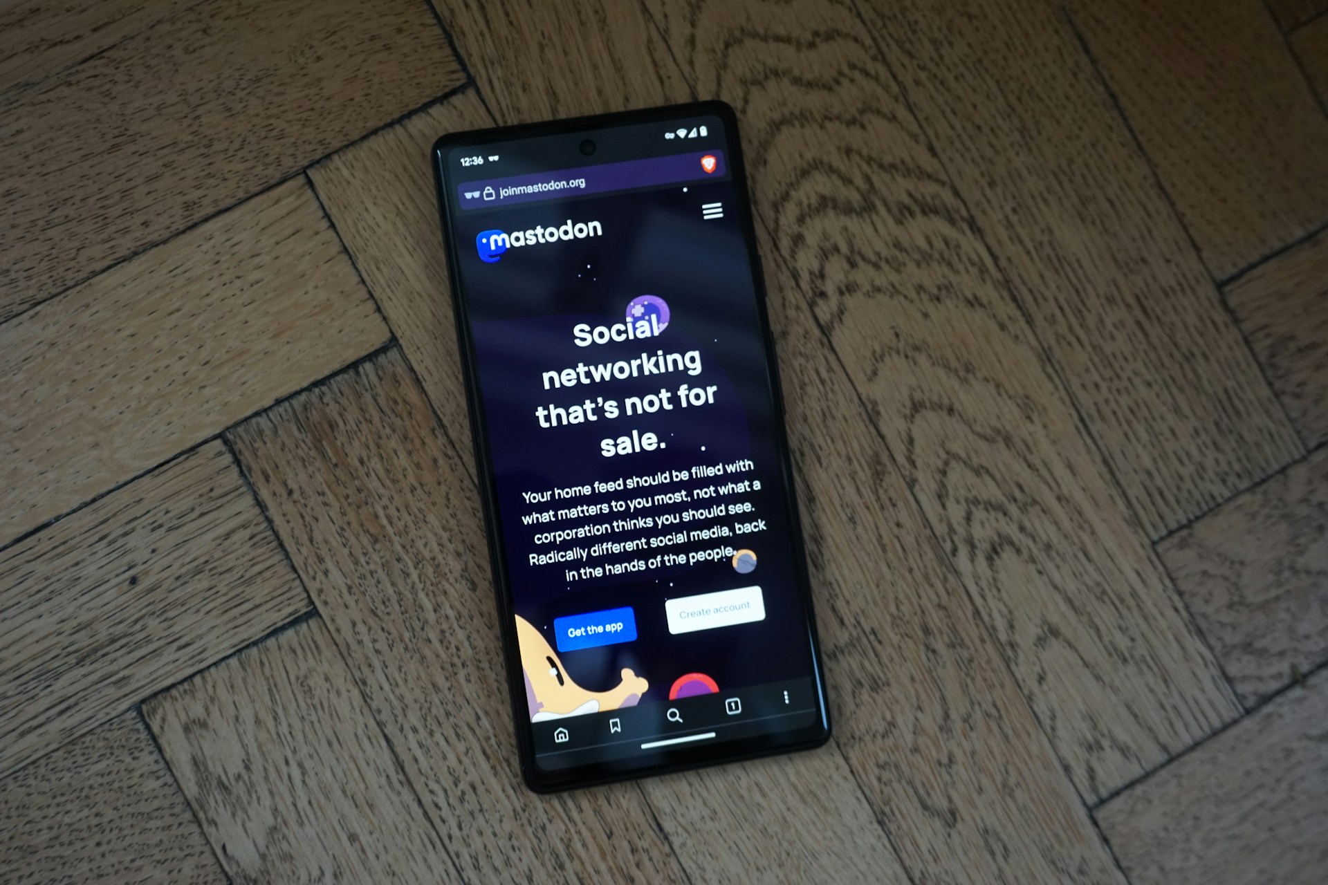 Handy mit Social-Media-Alternative Mastodon