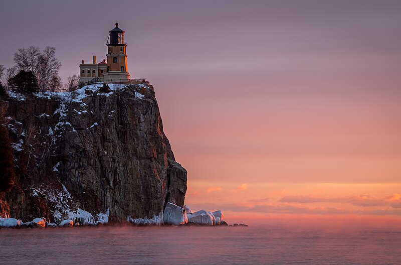 Bild des Split Rock Lighthouse, Minnesota, an der Küste des Lake Superior