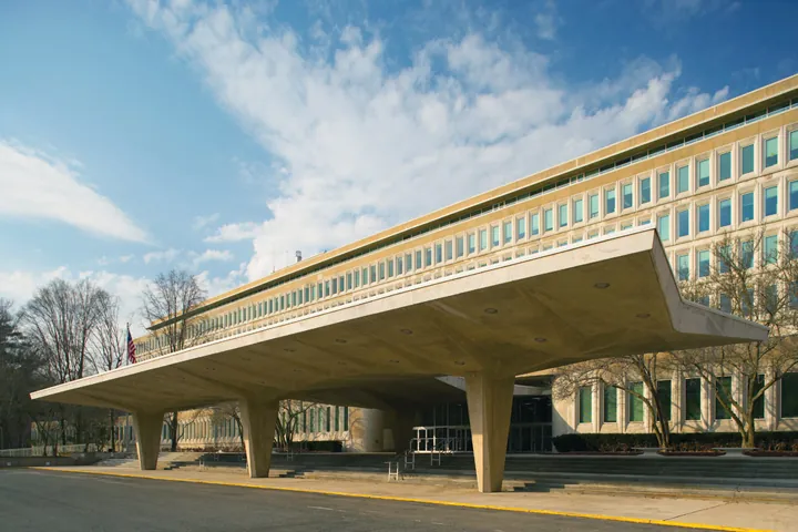 Gebäude