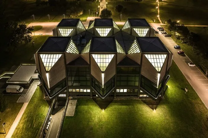 4. Platz: Das Museum für zeitgenössische Kunst in Belgrad, Serbien