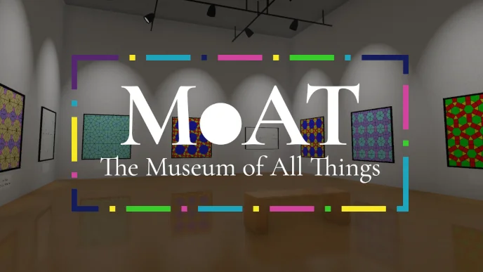 Das Logo von The Museum of All Things vor einem Screenshot aus dem Spiel.